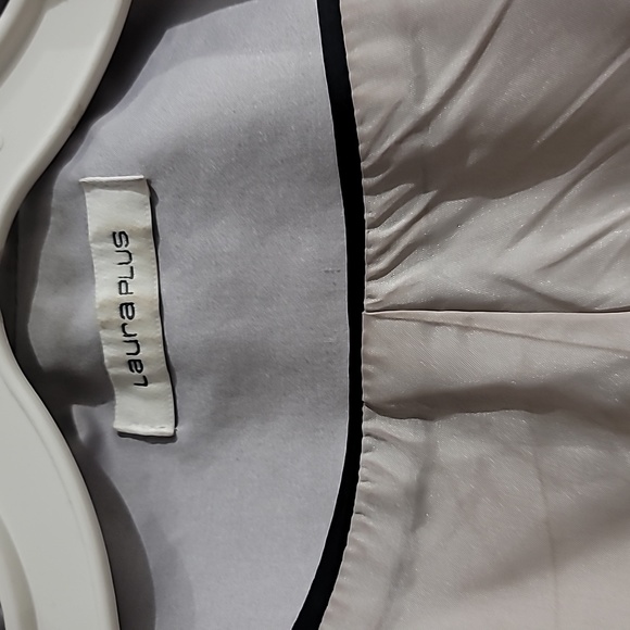 Silver Blazer - Picture 6 of 6